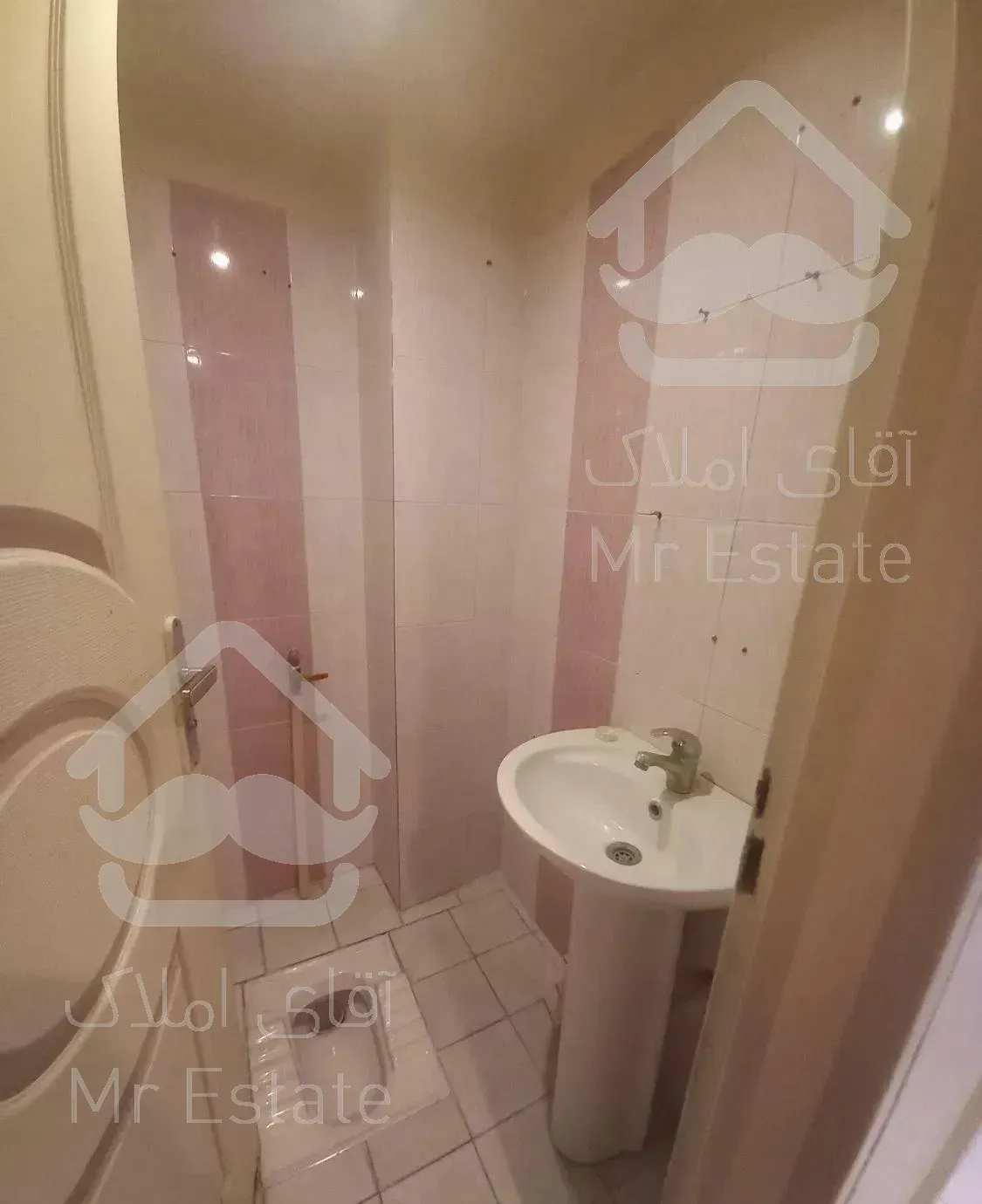 83 متر / مناسب زوجین و خانواده