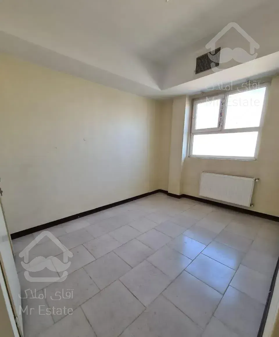 ۱۱۰مترمتر/۳خواب/دوکله‌ نور/نگهبان ۲۴ ساعته