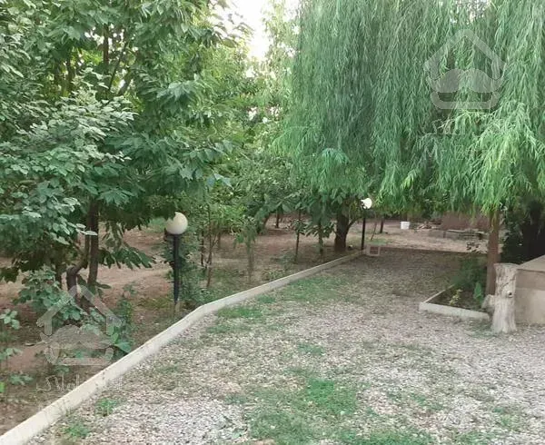 باغچه دارای ۸۰۰متر زمین ودرختان میوه در کوهسار