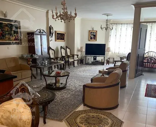 خانه ۲۲۰ متر زمین در۲ طبقه شمالی سعادت آباد