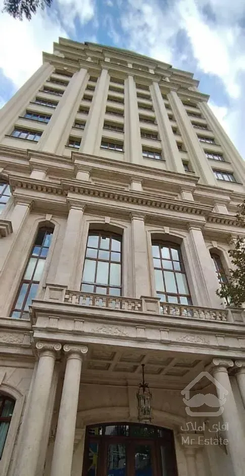 برج باغ ۲۷۰ متری ۳ خوابه در نیاوران فول مشاعات