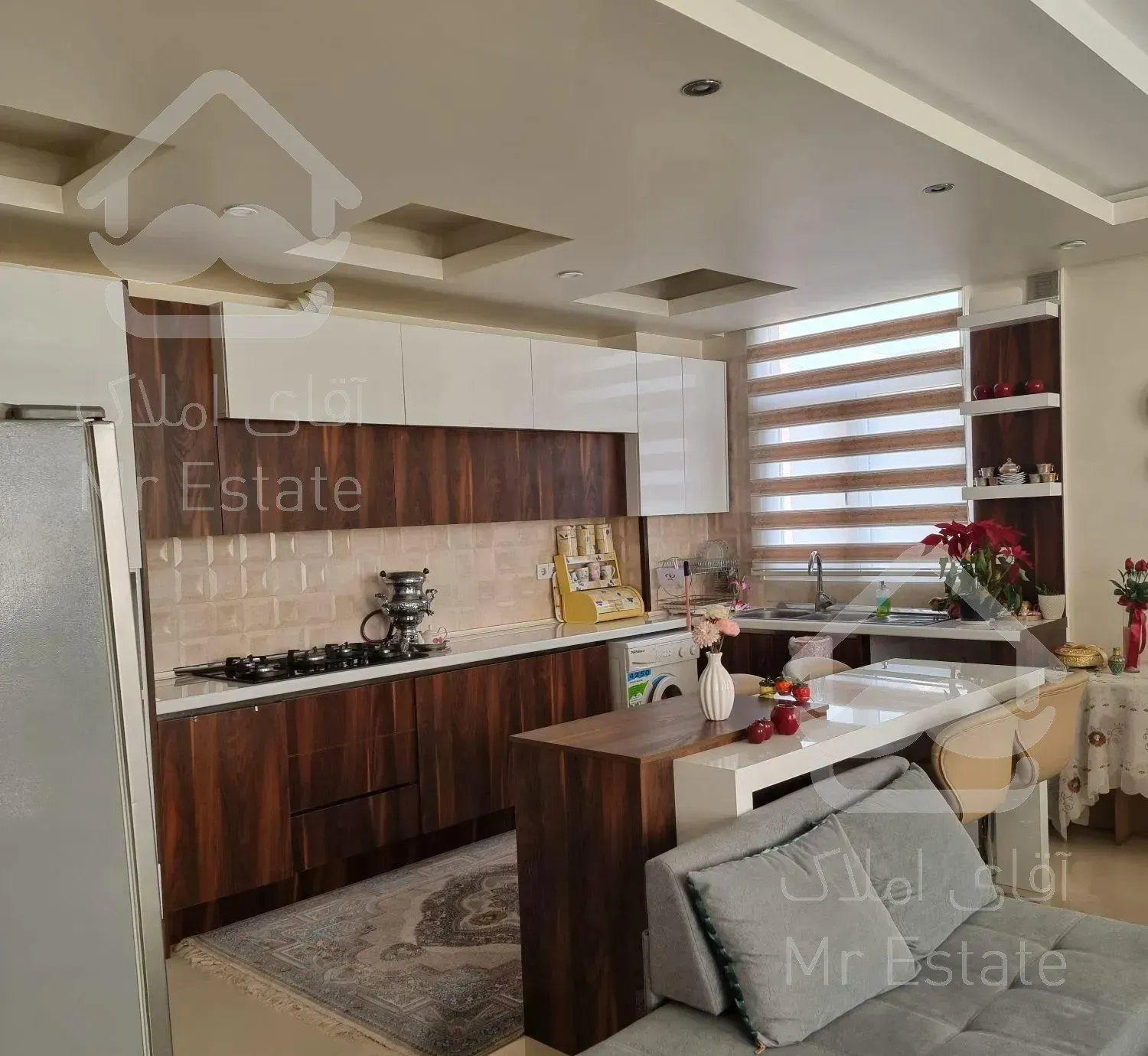 ۱۰۸ متر با دو پارکینگ قائم مقام مشاهیر