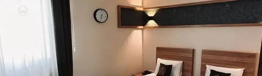 اجاره سالانه هتل  (فلکه آب ۲۰ واحدی)