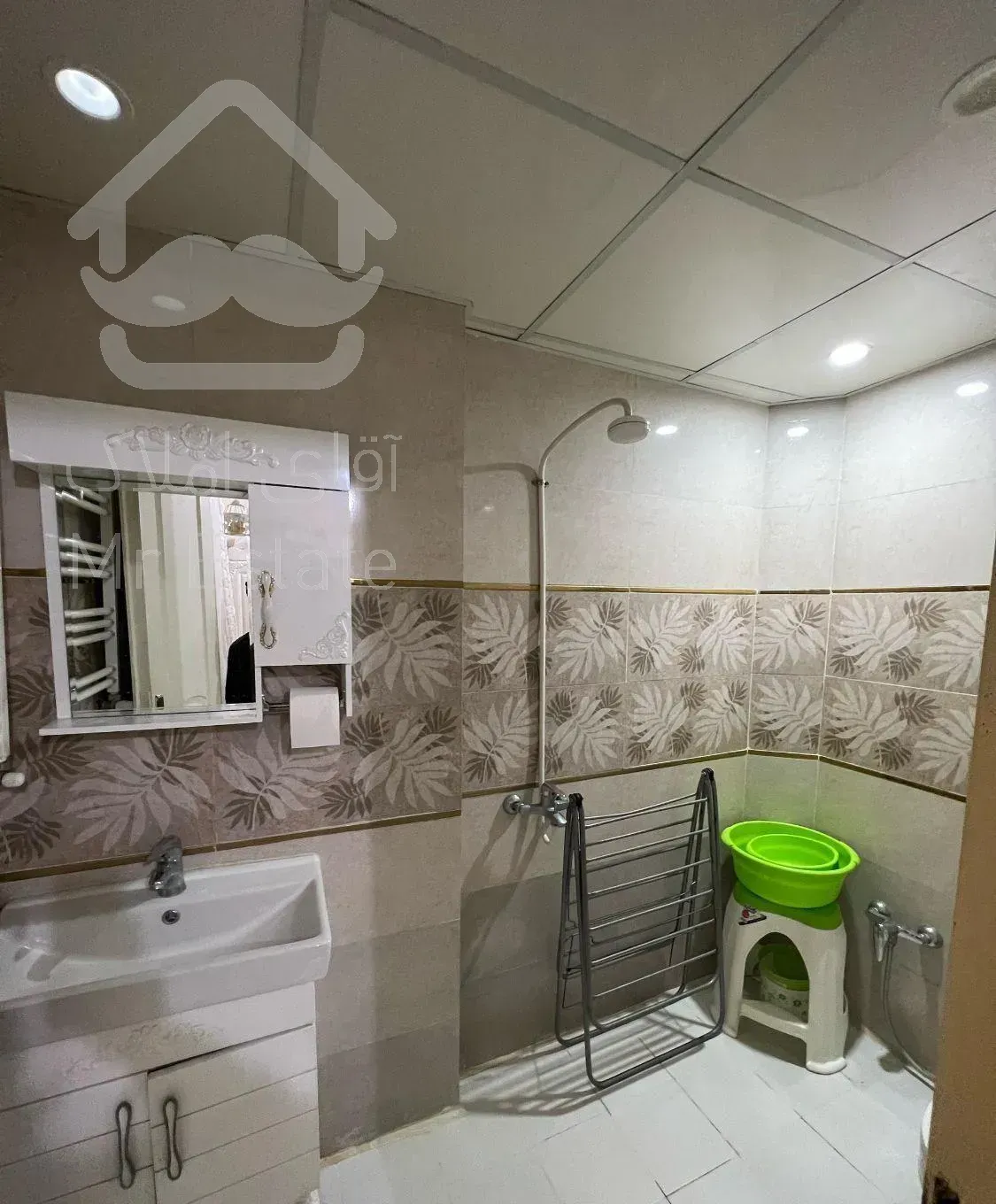 فروش آپارتمان ۷۷ متری ۲ خوابه در خ ولیعصر خ جامی