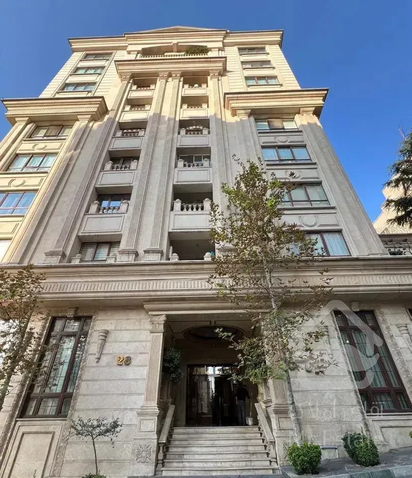 ** زعفرانیه ۲۰۰ متر طبقه ۸ امکانات هتل قیمت مناسب