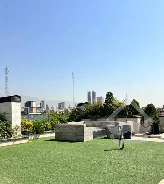 گیشا ۱۸۵ متر تراس قابل چیدمان روبه پارک