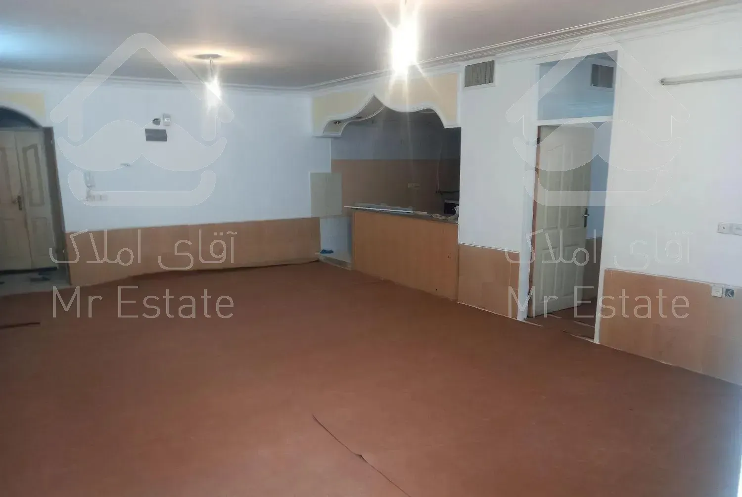 زیر زمین سالن بزرگ