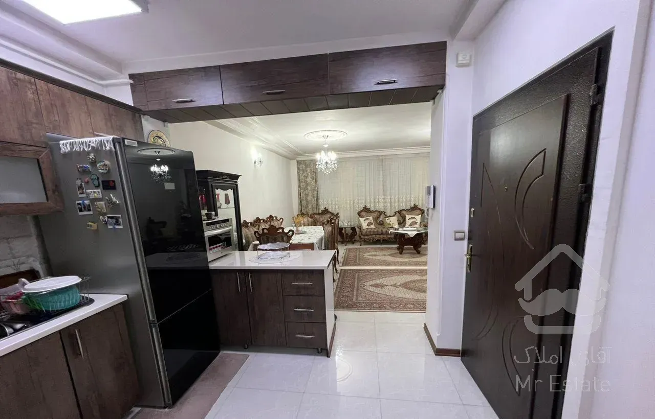 فروش آپارتمان تک واحده حافظ2بهارستان