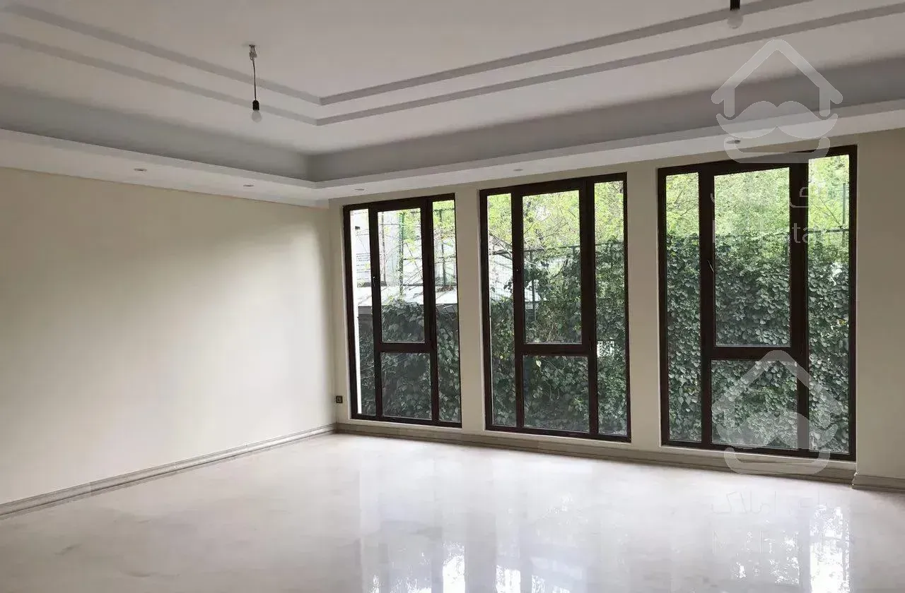 * شمال خواجه عبدالله'۱۳۵متر نوساز'۳خواب تیسفون *