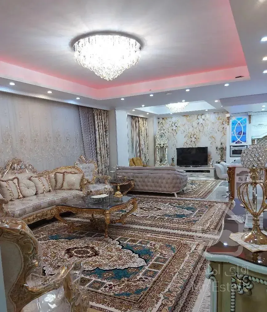 واحد ۱۲۰ متری سه خواب فول با دوپارکینگ سندی