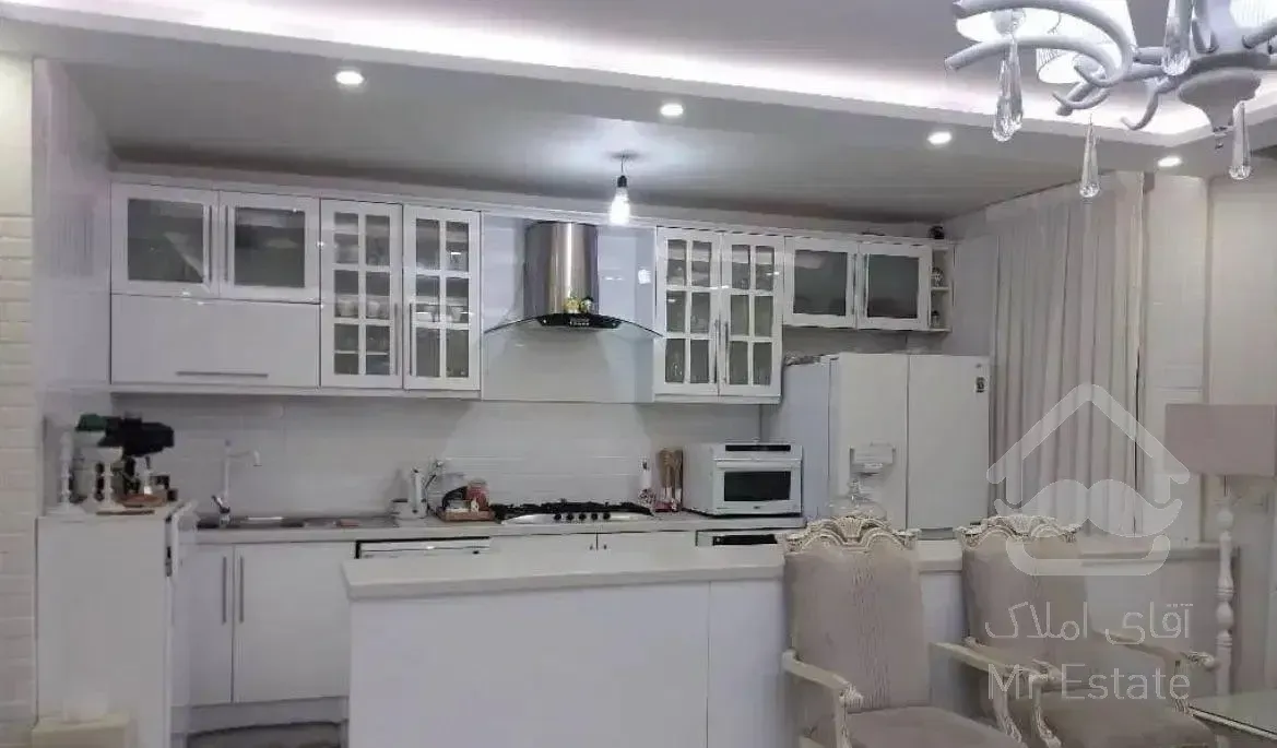 ۶۳متر/دو خواب/تک واحدی/پارکینگ دار مترو کمیل