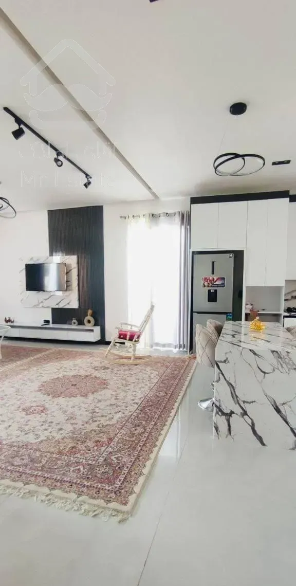 ۴۱م/همکف ۳۰۰متری*استخر دار* فروش فو ری