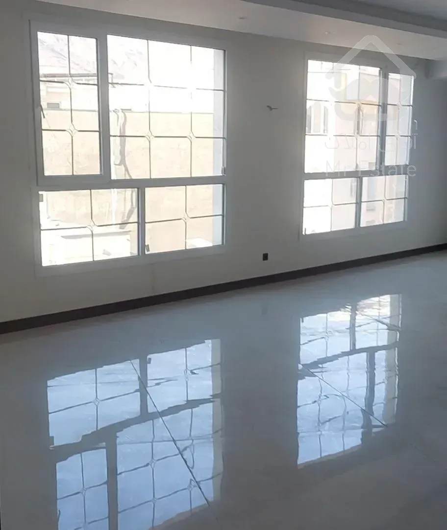 فروش آپارتمان ۱۴۰ متری سه خوابه ، فوری