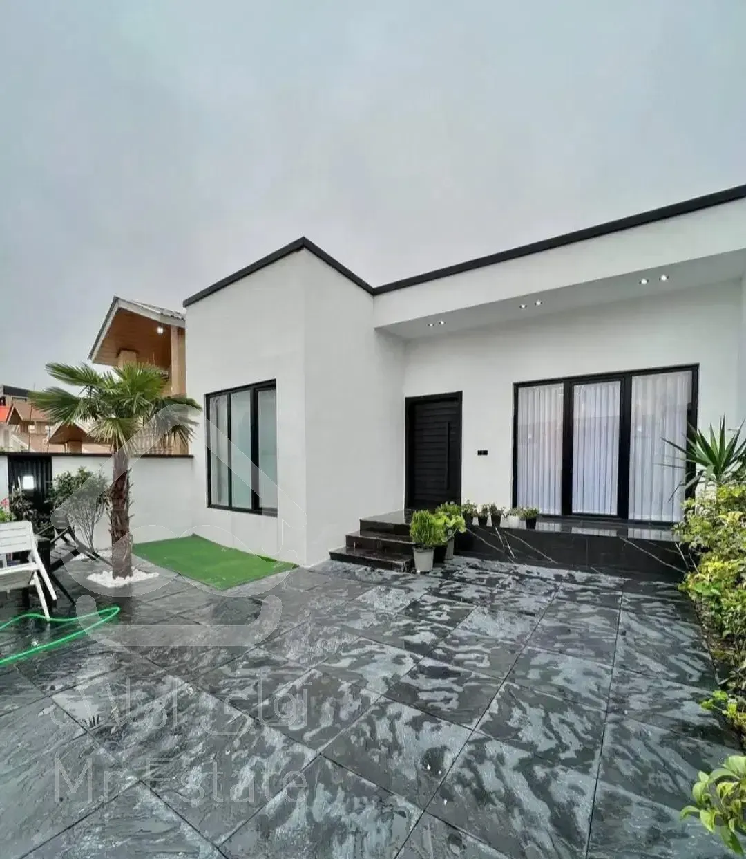 ویلامدرن۱۸۵زمین/۹۰بنا/دوخوابه/سنددارویوجنگل