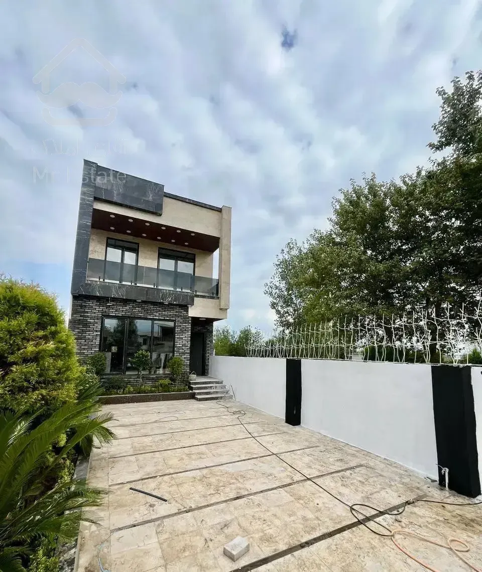 ویلا باغچه دوبلکس مدرن شهرکی نوساز سند تک‌برگ