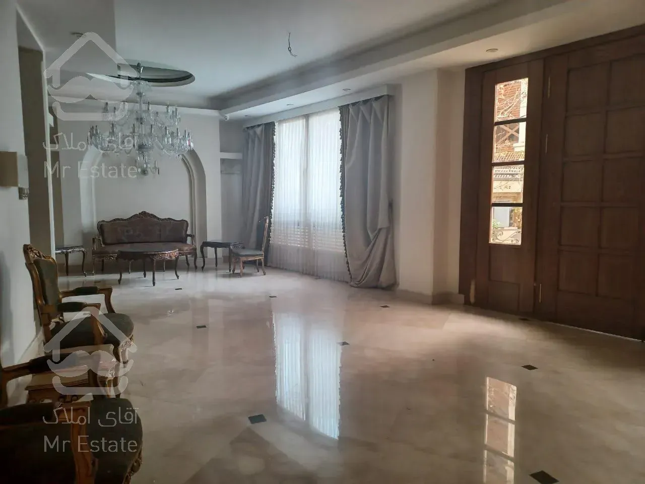 اجاره و رهن آپارتمان زعفرانیه 240  متر اکازيون