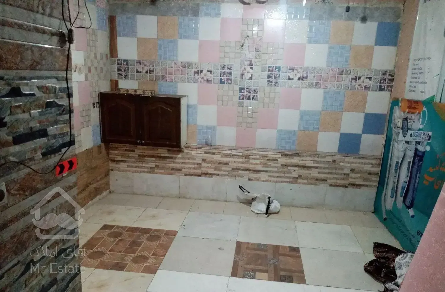 سوئیت،غرفه18مترتجاری خواب،انبارتجاری،پارکینگ،کارگا