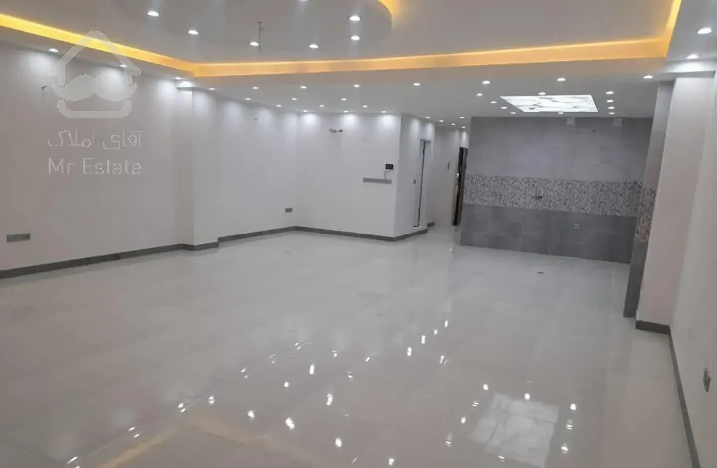 آپارتمان ۱۲۰ متری جنب شهرک فجر