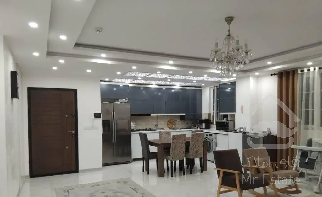 فروش آپارتمان ۱۰۷ متری ۳ خوابه در کامرانیه