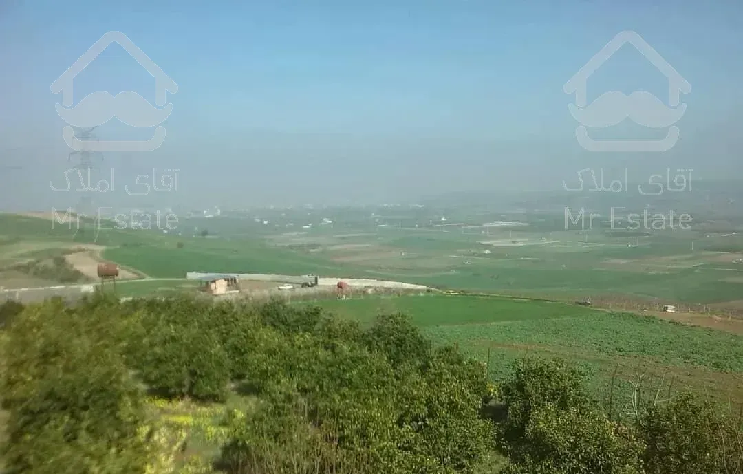 ۴۵۰۰متری باغ با ۴۰متربنا برق وچاه عمیق با مجوز