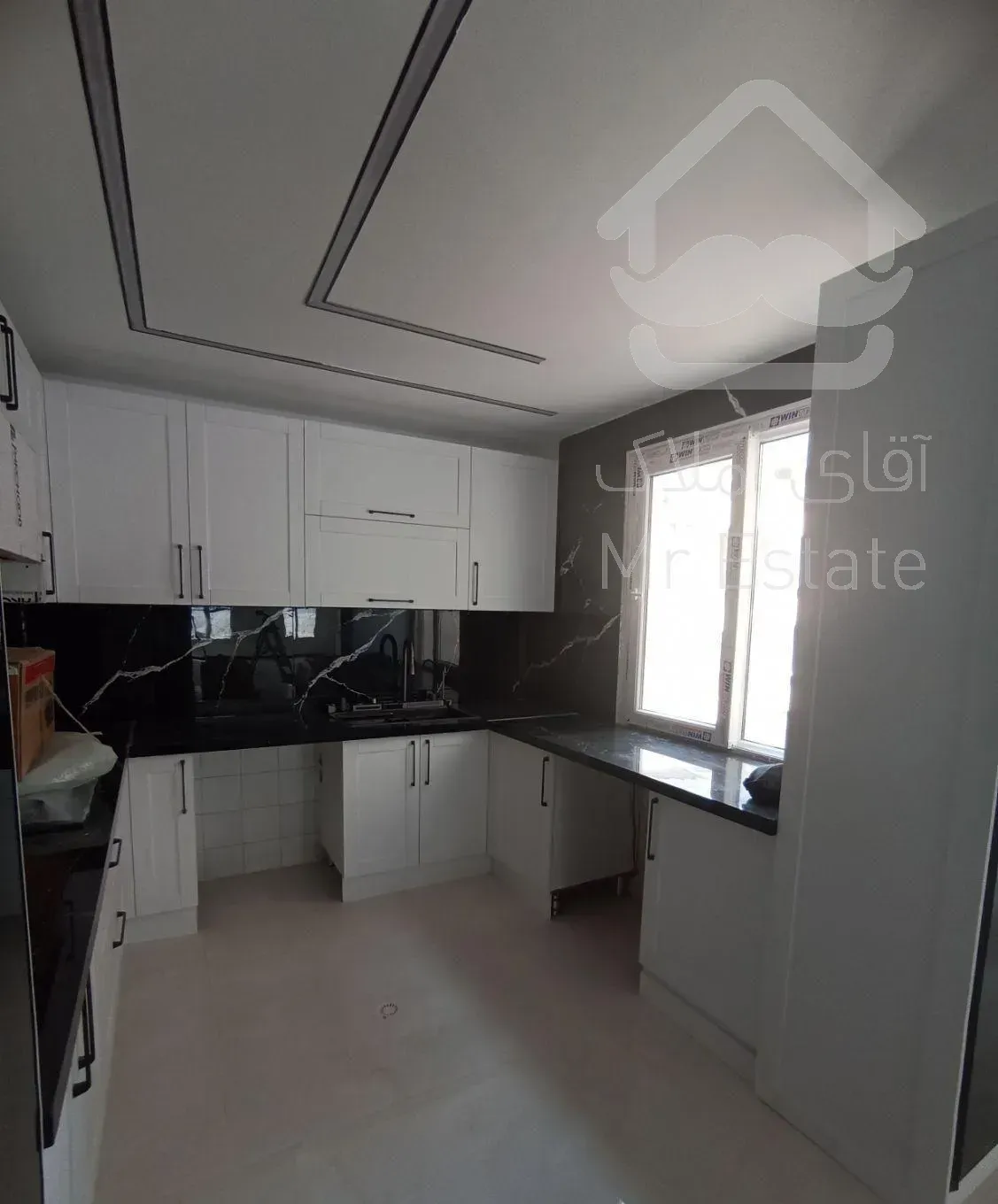 فرمانیه،علوی/۱۳۲متر۳خوابه/تک واحدی/بازسازی مدرن