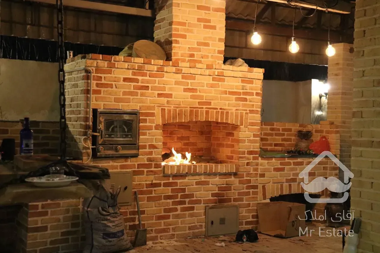 فروش ویلای ۲۵۰ متری استخر داربا ۱۴۰۰متر زمین بسیار لوکس ظو نزدیک دریا