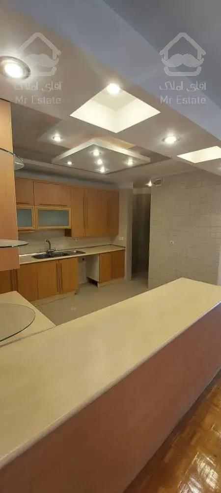 آپارتمان ۱۵۰ متری لوکیشن عالی