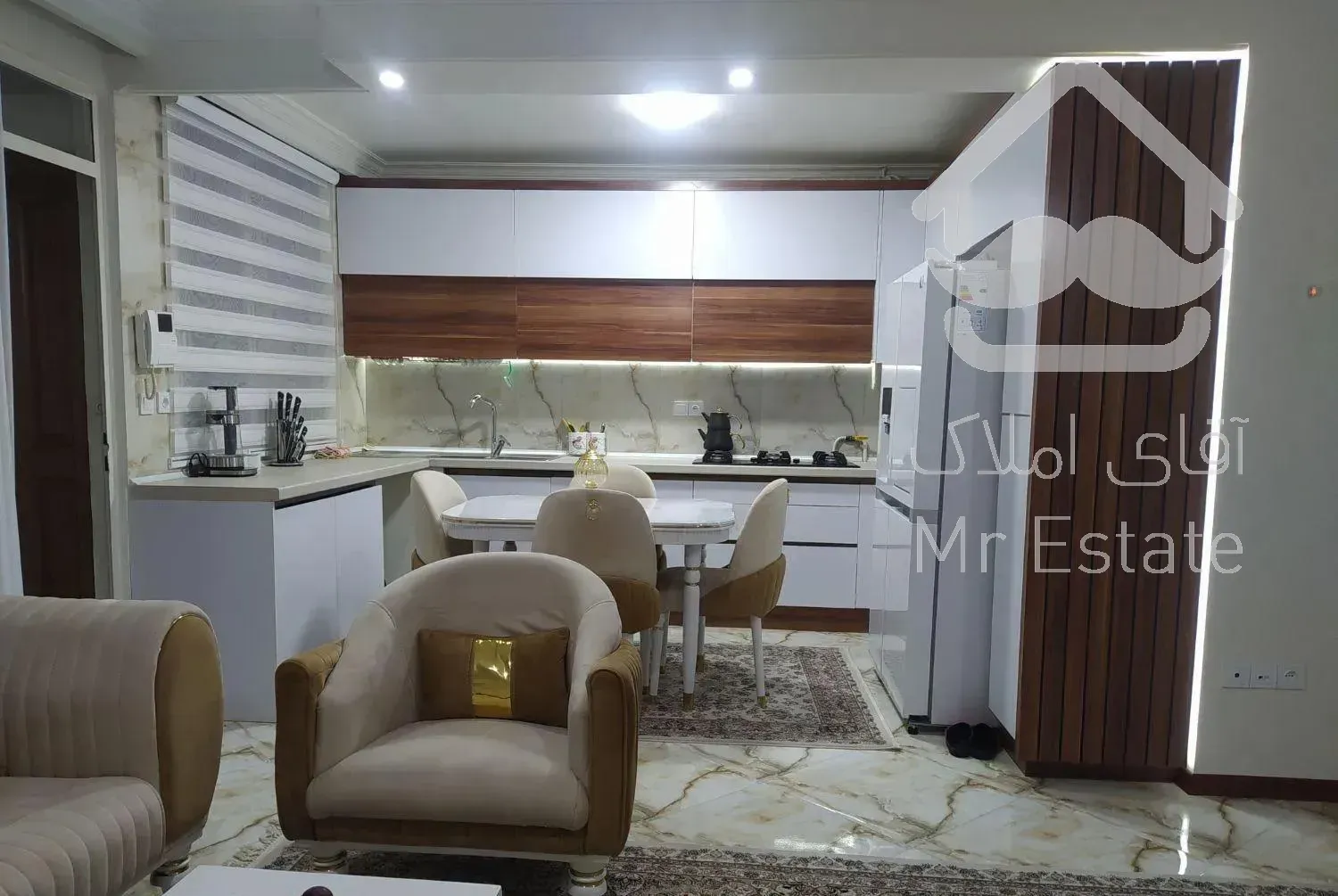 ۸۵متر/۲خوابه/پشت میدان فرحزاد