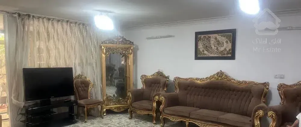 اپارتمان ۱۲۱ متری دو خواب نیکبخت شرقی