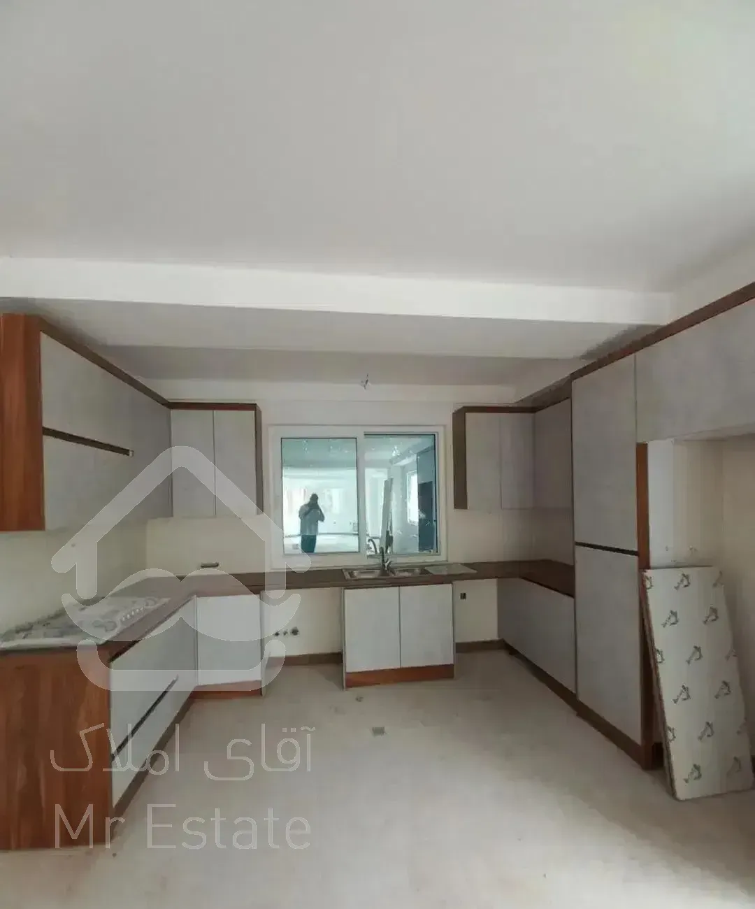 دربستی نوساز میدان حائری