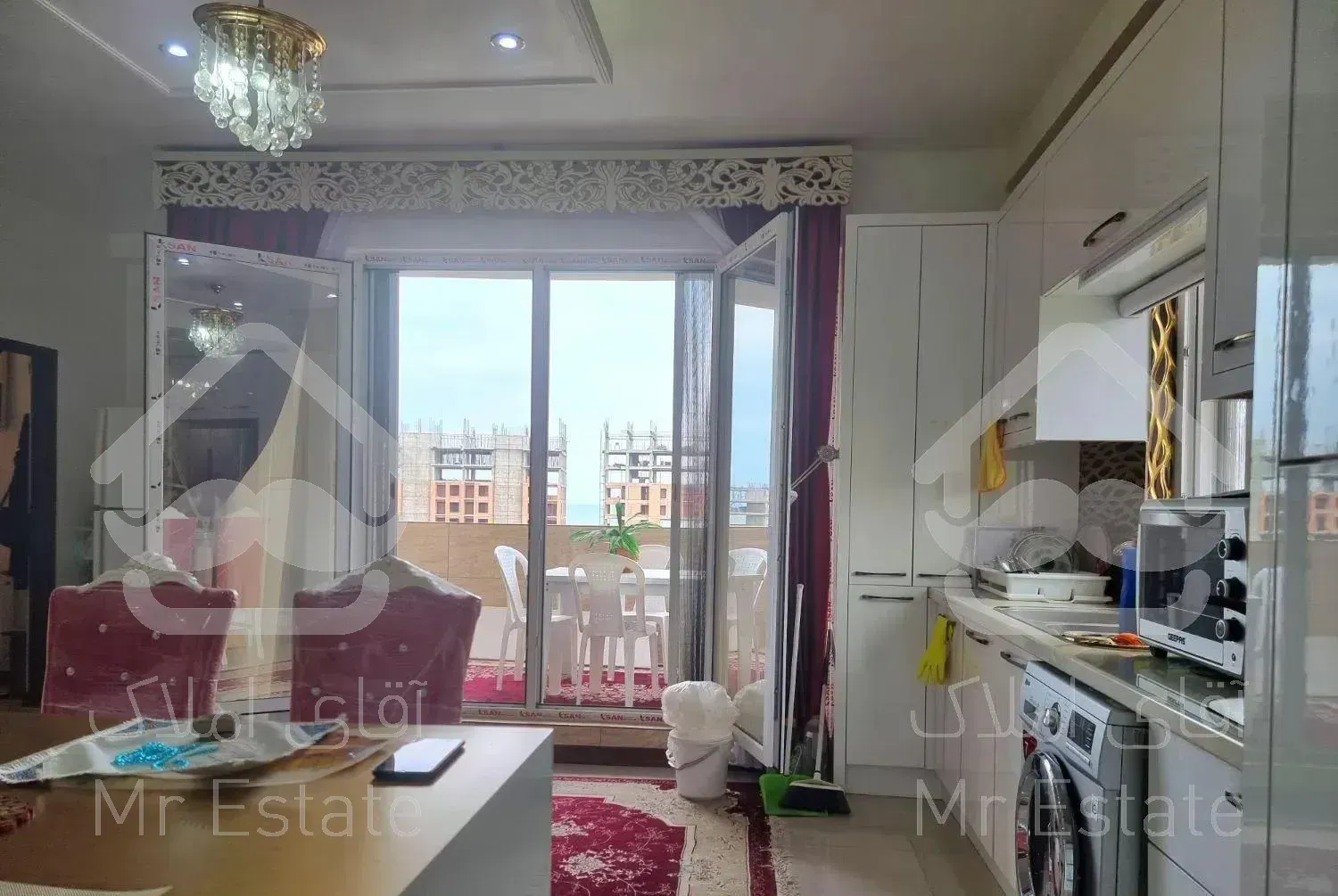 فروش واحد ۱۴۱متری با ویوی دریا در محبوبی بابلسر