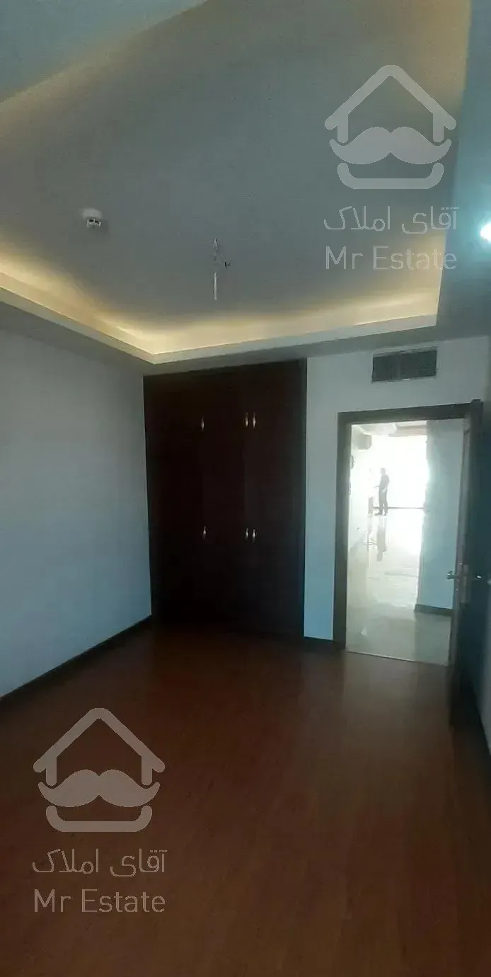 آپارتمان ۲۱۰متری ۳ خواب کلید نخورده تهرانپارس