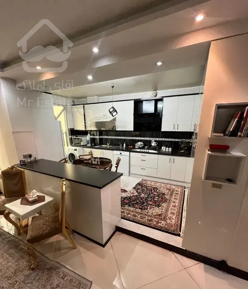 آپارتمان ۱۳۰ متری ۳ خوابه سعادت آباد