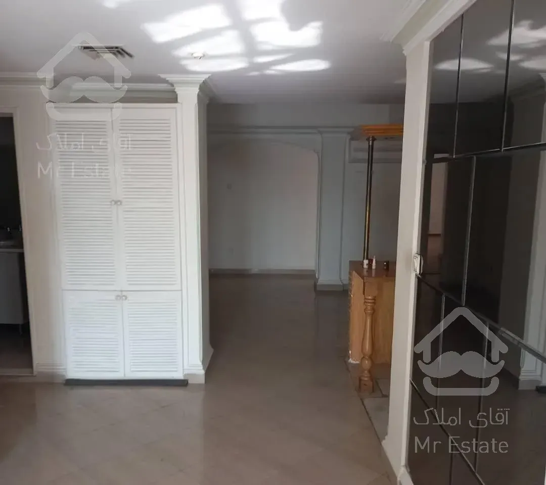 کیکاووس ۱۶۴ متر