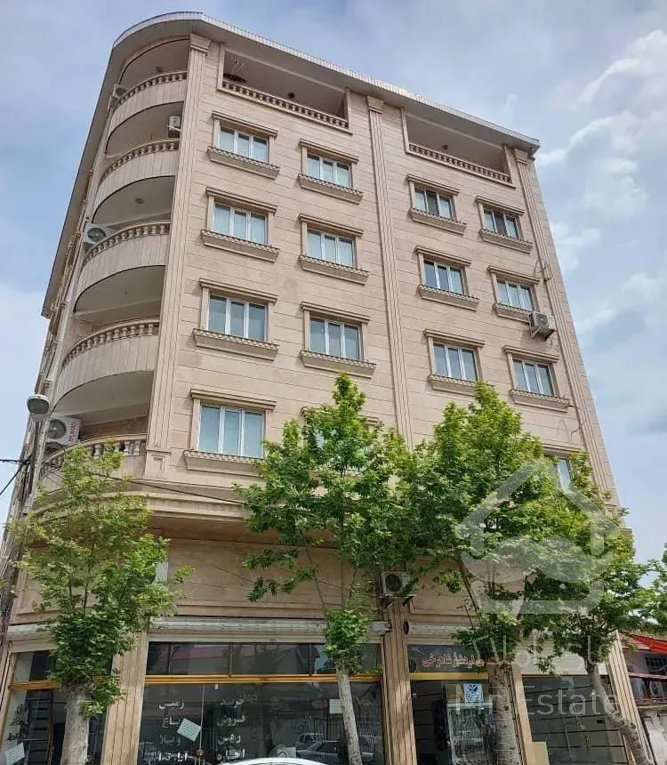 ۱۲۳ متر نوساز خیابان اصلی مرکز شهر