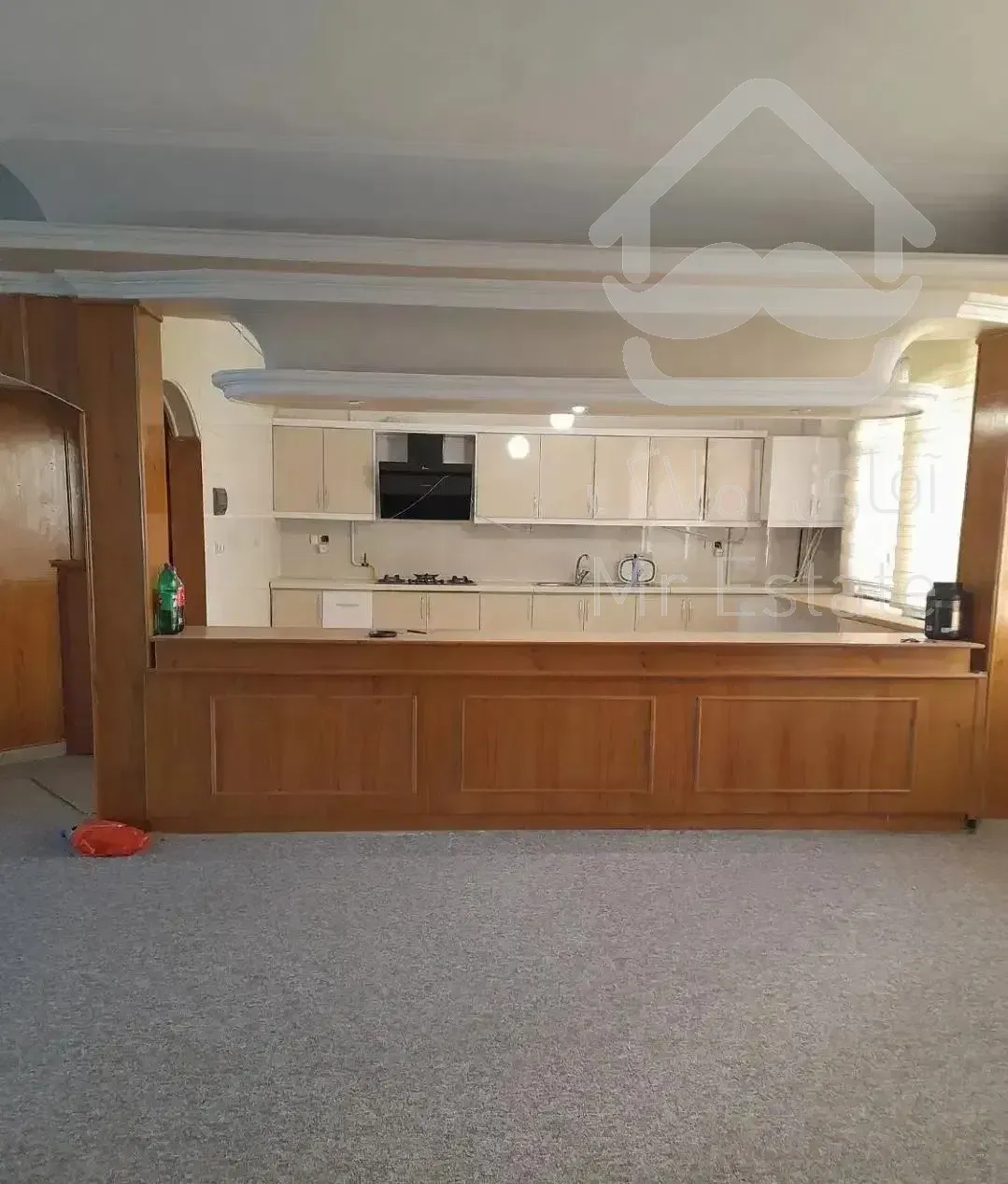 جلال ال احمد /طبقه چهارم/۱۶۰متربنا/تک واحدی