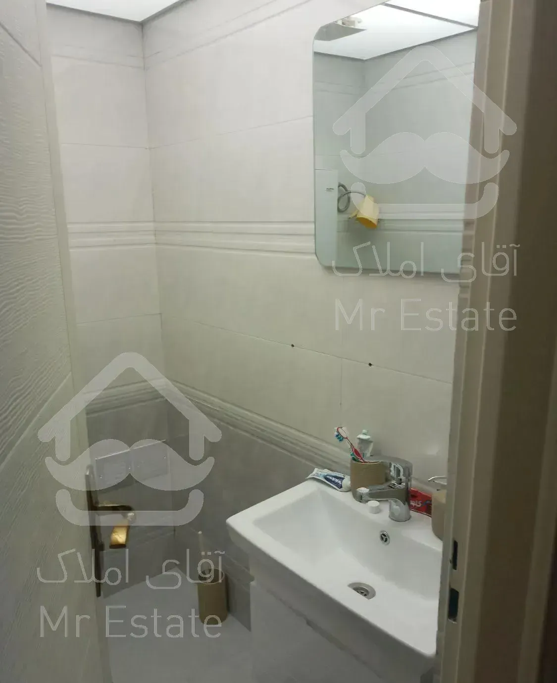 آپارتمان ۱۳۰متر سه خوابه در امامت