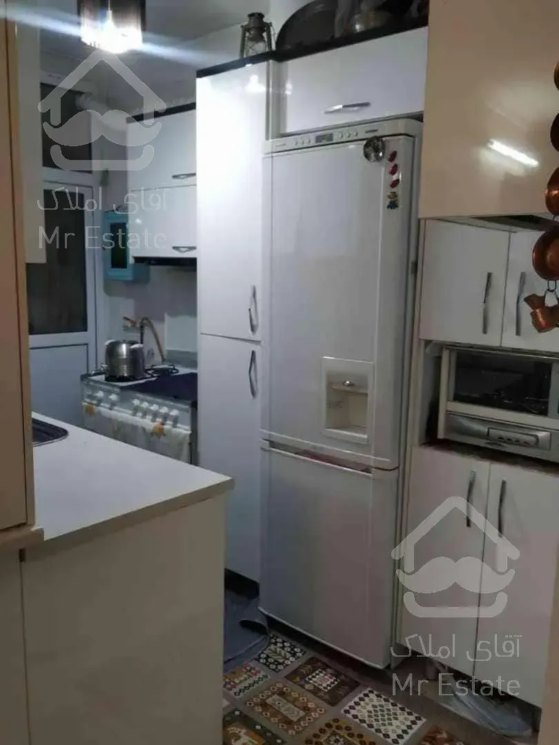 50 متر یک خواب ؛ پلیس