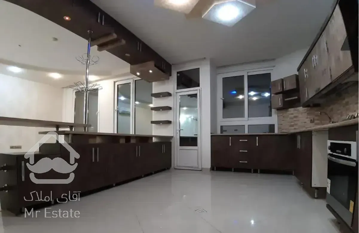 ۱۶۵ متر آپارتمان فول امکانات /دانشجو/