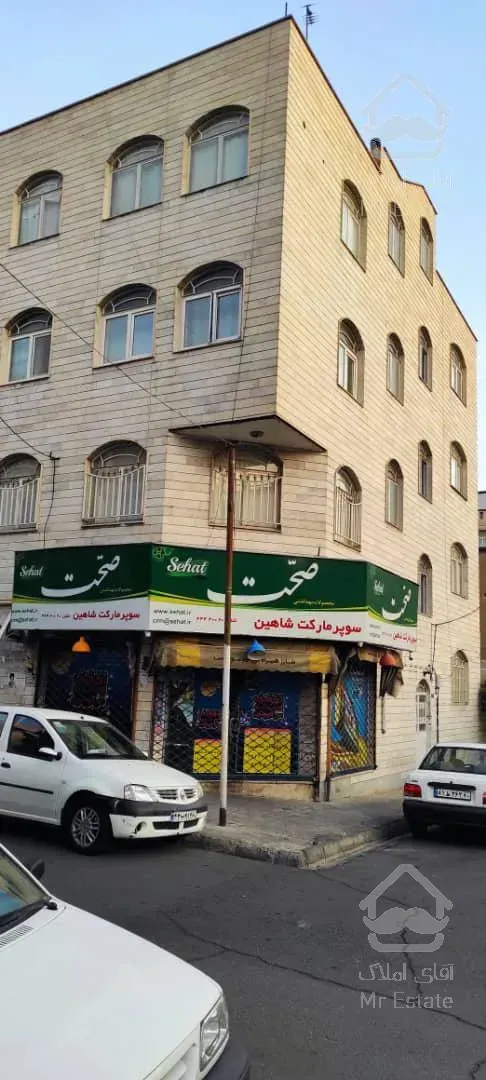 56 متر تجاری / سه دهنه / بر خیابان اصلی