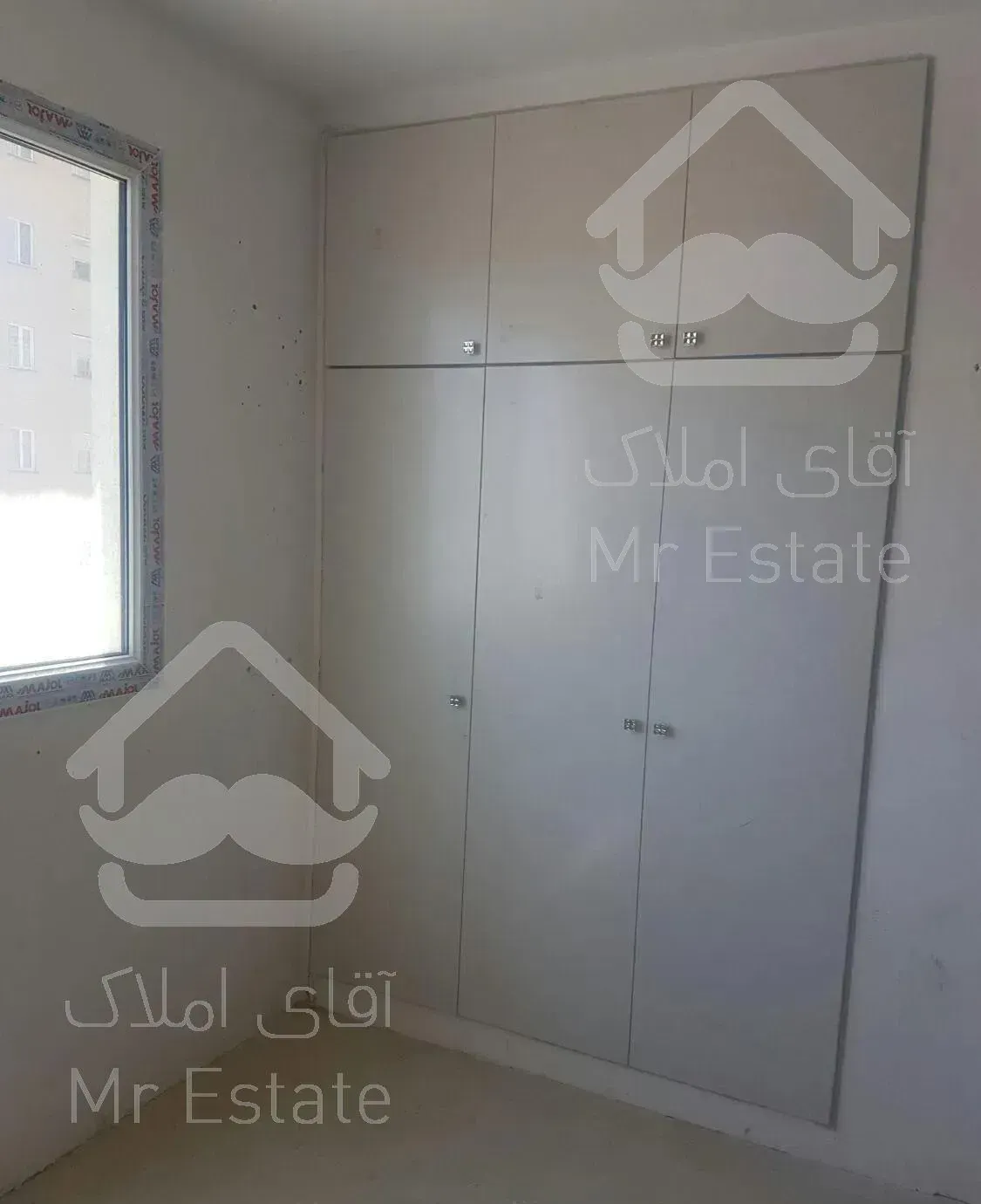 چیتگر.۹۶ متر کلید نخورده با ویو شهر و کوهستان