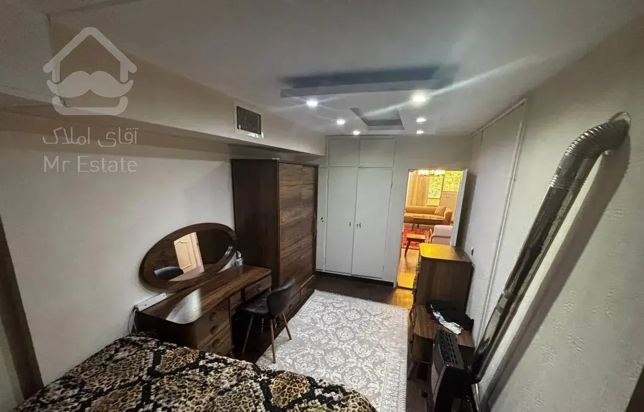 70متر طالقانی نواب فول امکانات آسانسور پارکینگ