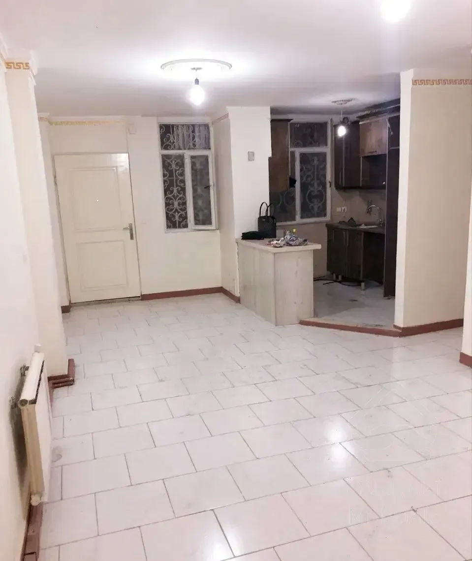 80 متر 2 خواب. شهرزیبا. آلاله غربی