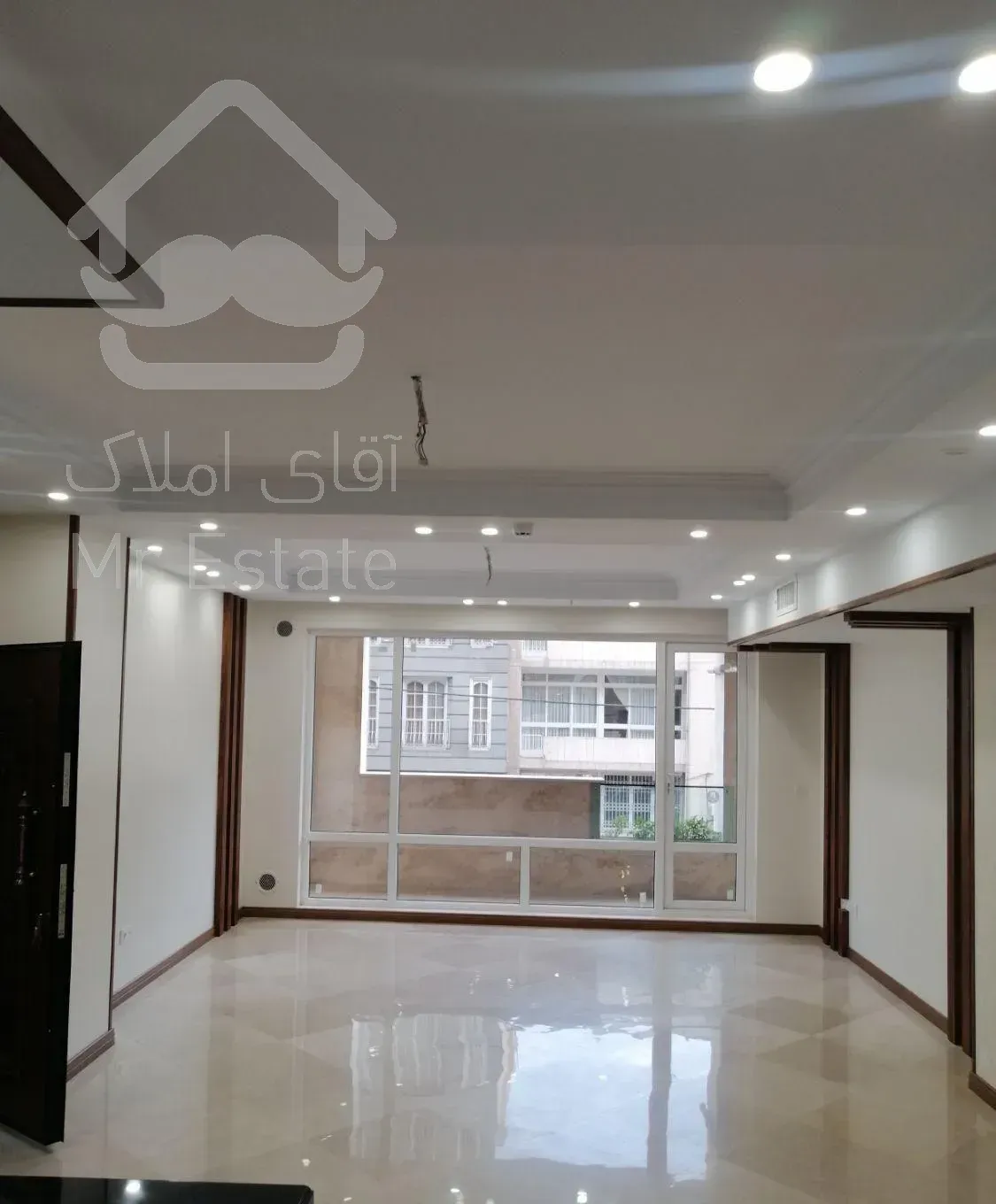 ۱۱۰ مـتر نوساز (( جهان آرا ))