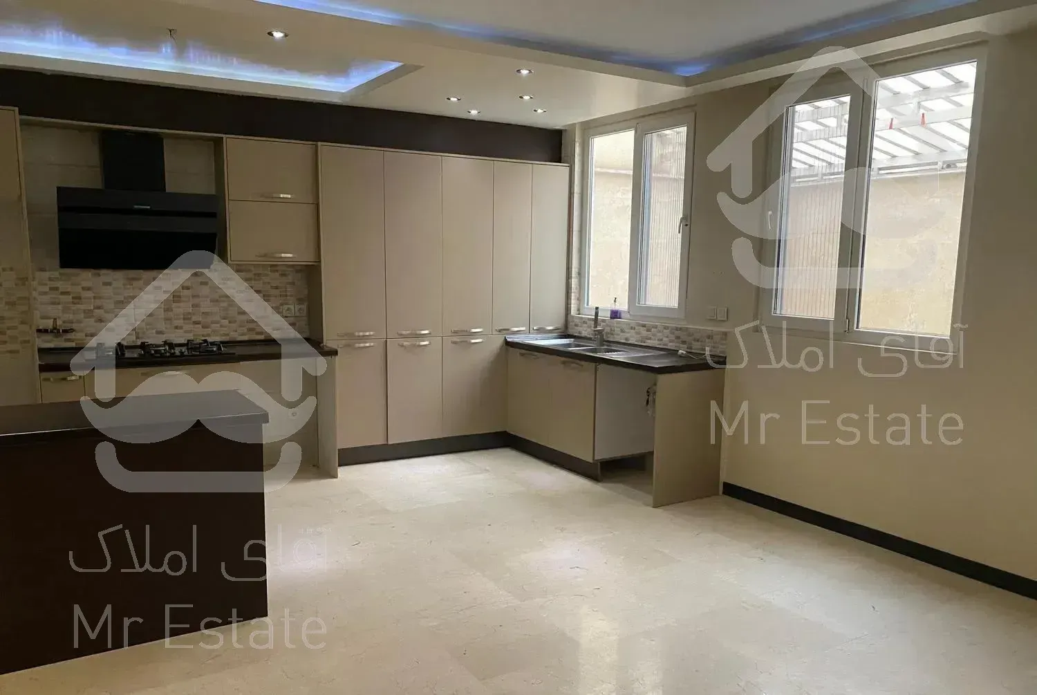 ۶۰ متر پاسداران