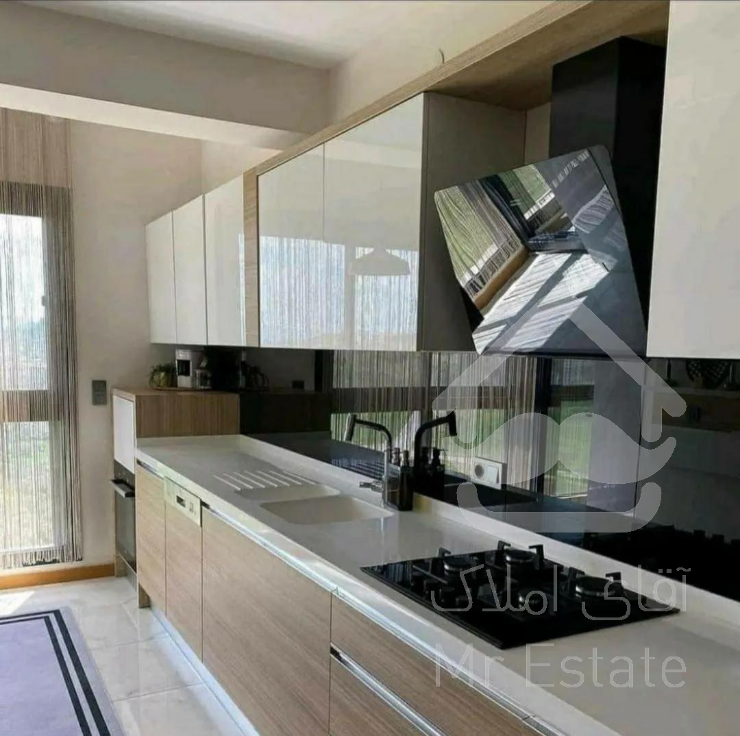 فردوس شرق // ۸۶ متر ۲خ ()