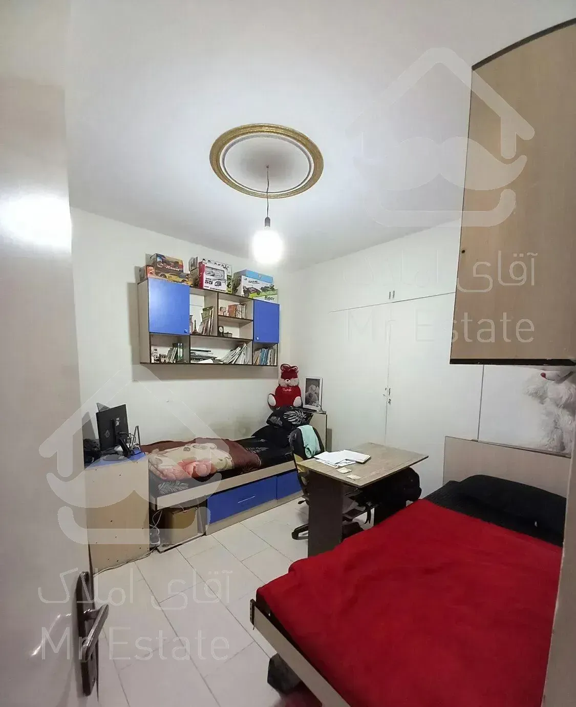 اپارتمان ۱۰۰متری طبقه دوم با پارکینگ اختصاصی