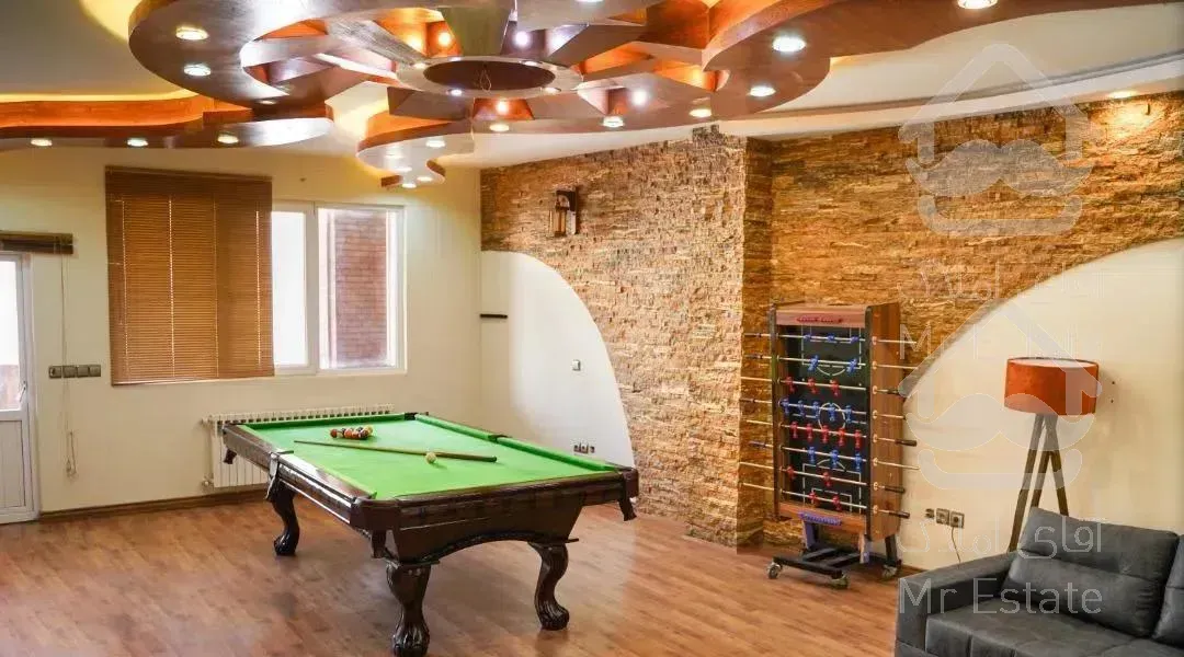 ویلااستخرسرپوشیده میگون700متر