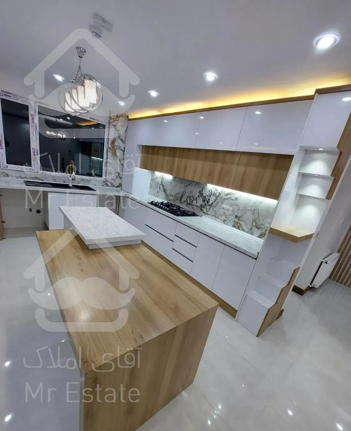 ۱۰۰متر/۳خ/ نقشه طلایی/ فول و نوساز / ۲P سندی