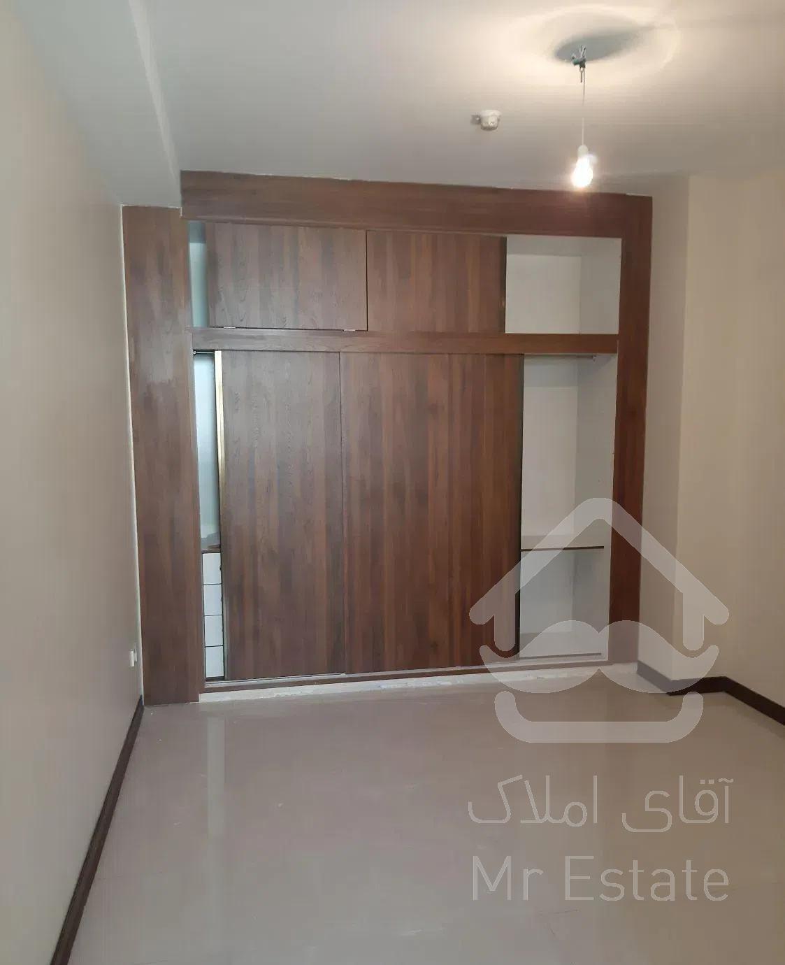 ۱۰۷ متر دوخوابه فول امکانات